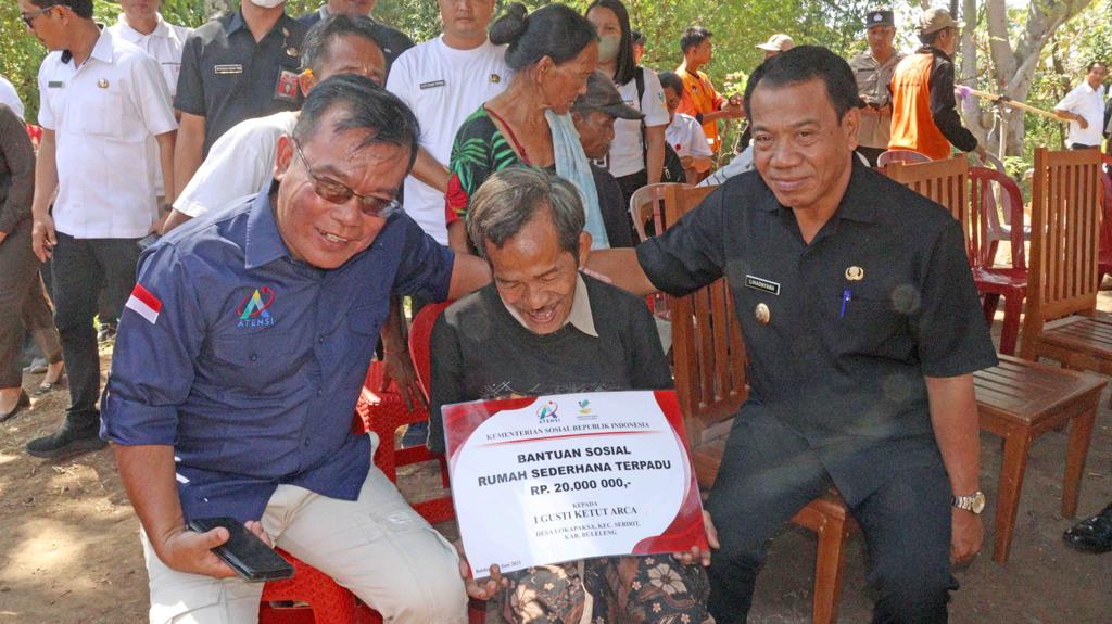 Pj Bupati Buleleng Jalankan Program RST di Desa Lokapaksa