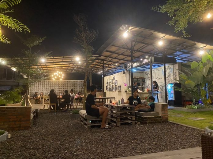 KENZ Coffee & Eatery Tempat Nongkrong Favorit Anak Muda Bali