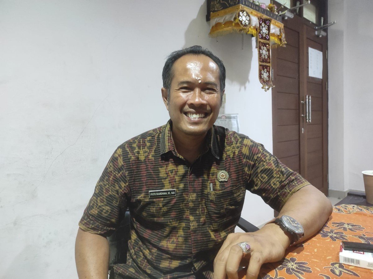 Direktur Utama Perumda Pasar Arga Nayottama, I Putu Suardhana