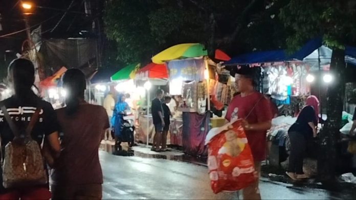 Pasar Tumpah Hanya Digelar Setiap Hari Raya Galungan di Desa Munggu