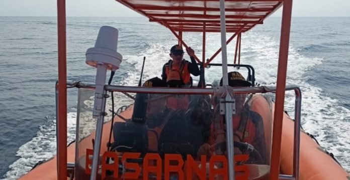 Penumpang KM Mutiara Fetindo I Ini, Jatuh ke Laut di Perairan Banyuwedang