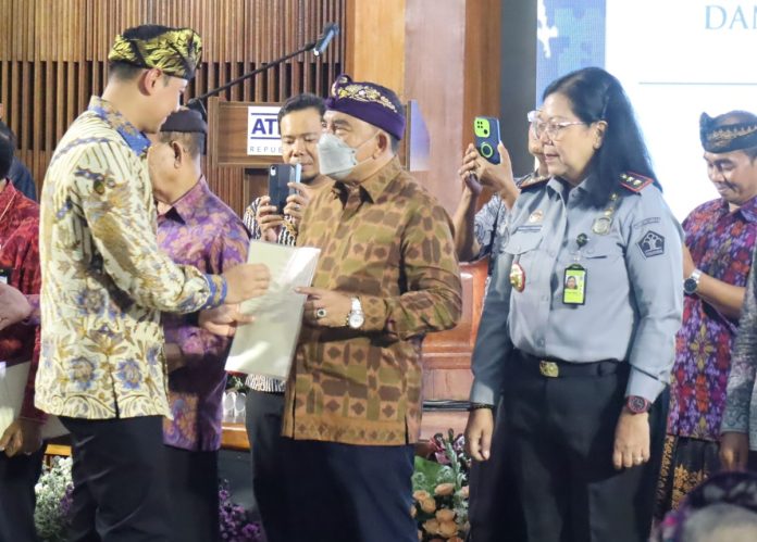 Jembrana Ditetapkan sebagai Kabupaten Lengkap oleh Menteri ATRBPN