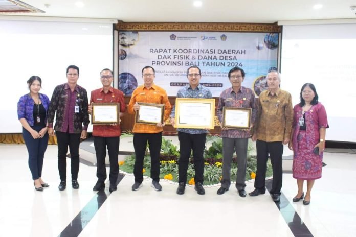 Pemkab Buleleng Raih Penghargaan Juara Umum Pengelolaan DAK Fisik dan Dana Desa 2023