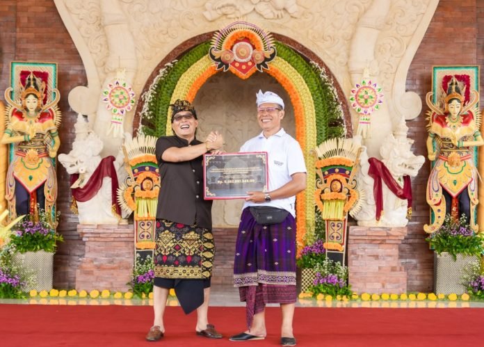Bupati Badung Resmikan Bangunan Baru Balai Banjar Dajan Peken