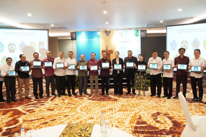 Digitalisasi Pendidikan Jadi Prioritas, Dewa Made Indra Ingatkan Pentingnya Adaptasi Teknologi