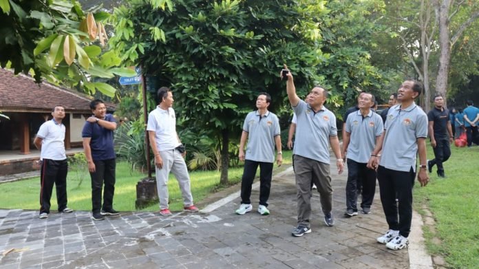 Pemkab Jembrana Adakan Aksi Bersih Lingkungan dalam Rangka Peringatan Bulan Bung Karno