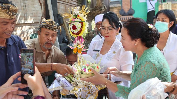 Pemprov Bali Gelar Upacara Kremasi untuk 11 Jenazah Terlantar