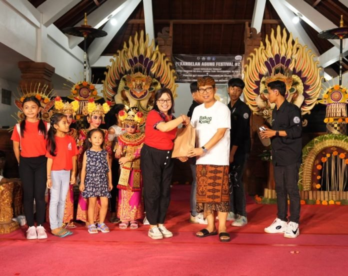 Sekda Adi Arnawa Dukung Pekandelan Agung Festival 2024 dengan Bantuan Dana Rp 30 Juta
