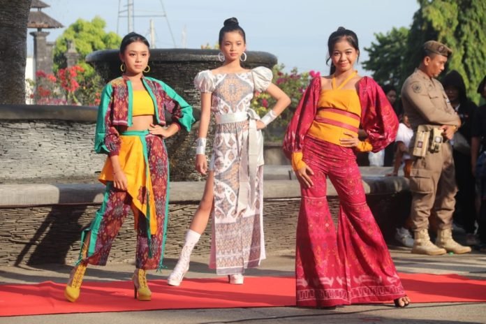 Langkah Bersama Kreativitas, Buleleng Fashion Festival 2024 Hadirkan Eksplorasi Budaya dan Fashion