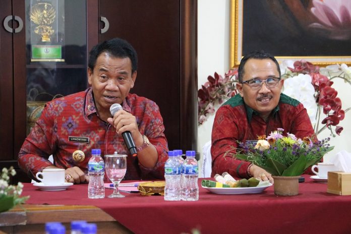 Pj Bupati Lihadnyana Dorong Anggota Paskibraka Buleleng untuk Berprestasi di Tingkat Nasional dan Provinsi