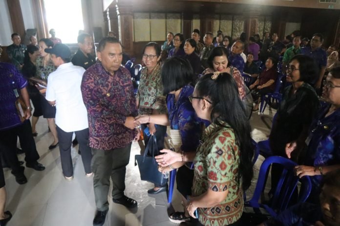 Bupati Jembrana Berikan Santunan Korpri Periode I Tahun 2024
