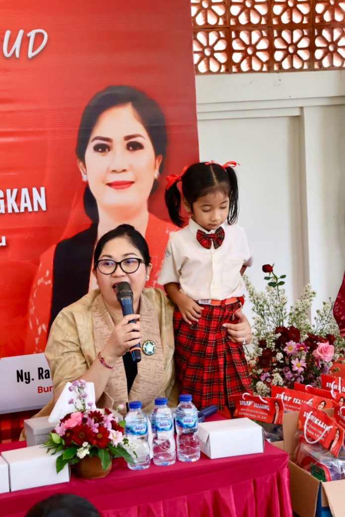 Bunda Rai Kenalkan Nilai-Nilai Kehidupan Melalui Story Telling di Tabanan