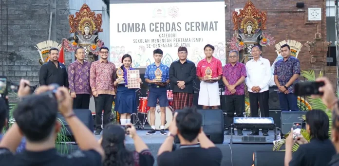 Peringatan Bulan Bakti Gotong Royong Masyarakat (BBGRM) tahun 2025 di Kecamatan Denpasar Selatan digelar meriah