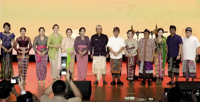 Grand Final Pemilihan Teruna Teruni Kampus Institut Desain dan Bisnis (IDB) Bali 2025 secara resmi dibuka oleh Bupati Badung, I Wayan Adi Arnawa