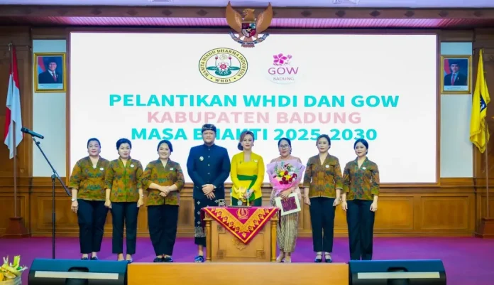 Wakil Bupati Badung, I Ketut Sucipta Alit, secara resmi melantik pengurus Gabungan Organisasi Wanita Kabupaten Badung masa jabatan 2025-2030.