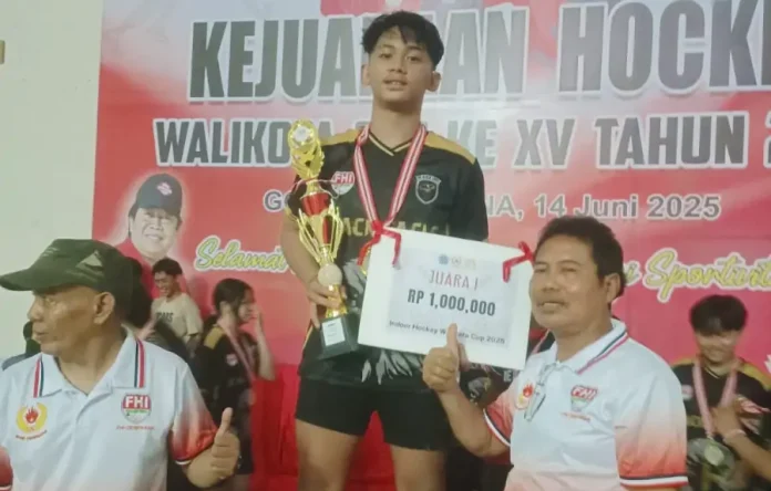 Kompetisi Hockey Walikota Denpasar Cup XV Tahun 2025 secara resmi dibuka di GOR Lila Bhuana, Sabtu 14 Juni 2025.