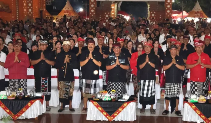 Bupati Tabanan, Dr. I Komang Gede Sanjaya, menghadiri dan membuka secara resmi FESTA 2025 sebagai wujud komitmennya dalam mendukung pelestarian budaya dan pemberdayaan masyarakat desa.