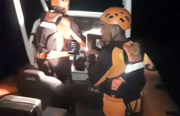KMP Tunu Pratama Jaya Tenggelam di Selat Bali, Tim SAR Gabungan Terus Lakukan Pencarian Intensif