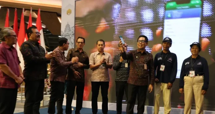 Badan Pendapatan Daerah, Pemkot meluncurkan inovasi bertajuk Paon Gatsu (Pajak Online Gatot Subroto), yang khusus menyasar para wajib pajak