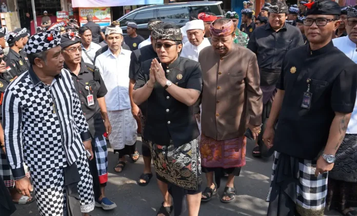 Wakil Gubernur Bali, I Nyoman Giri Prasta, menegaskan pentingnya peran semeton Pasek dalam menjaga keharmonisan