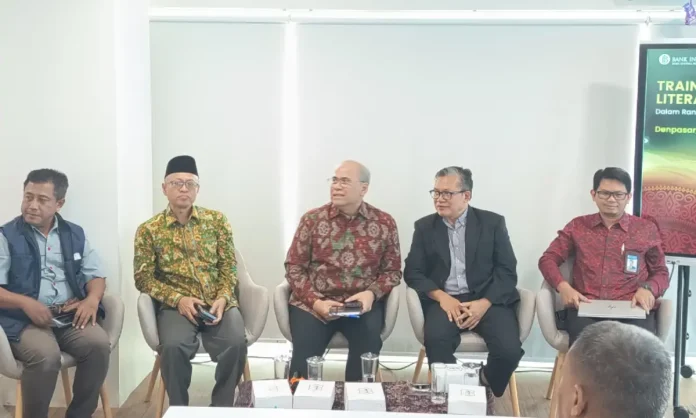 Bank Indonesia melalui Kantor Perwakilan Provinsi Bali menggelar Training of Trainers (ToT) Literasi Ekonomi Syariah, sebagai bagian dari rangkaian Festival Ekonomi Syariah (FESyar) 2025.