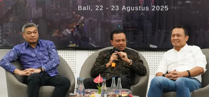 Sekretaris Daerah Provinsi Bali, Dewa Made Indra, menekankan pentingnya kepemimpinan etis dalam menjalankan roda organisasi publik.