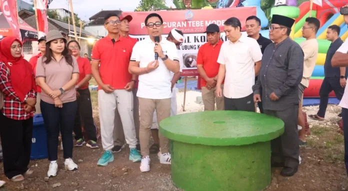 Wakil Wali Kota Denpasar, I Kadek Agus Arya Wibawa, meresmikan Teba Modern di Dusun Tegal Kori Kaja, Desa Ubung Kaja, Kecamatan Denpasar Utara.