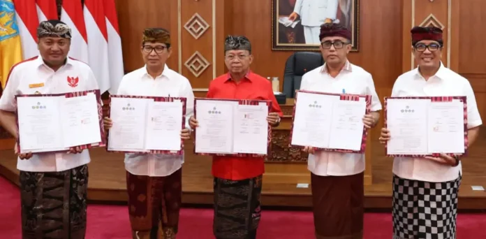 Bupati Tabanan Dr. I Komang Gede Sanjaya, menghadiri penandatanganan kesepakatan terkait pembiayaan operasional Trans Metro Dewata Tahun 2026