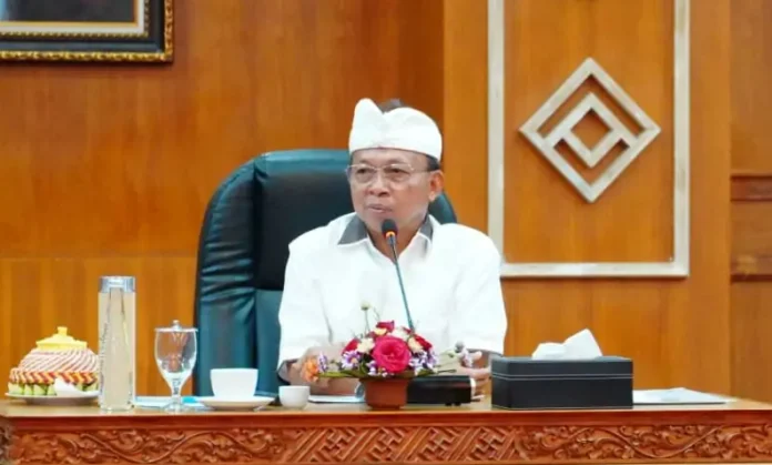 Gubernur Bali Wayan Koster menekankan pentingnya penataan ulang sistem Online Single Submission – Risk Based Approach (OSS RBA)