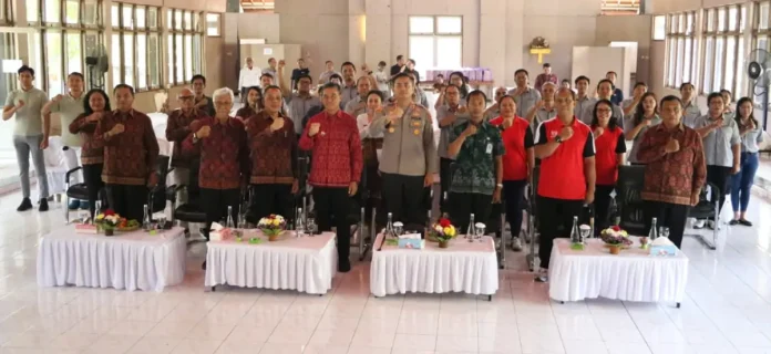 Wakil Bupati Buleleng Gede Supriatna, menghadiri pelantikan Pengurus Persatuan Wartawan Indonesia (PWI) Kabupaten Buleleng di Gedung Wanita Laksmigraha Singaraja.