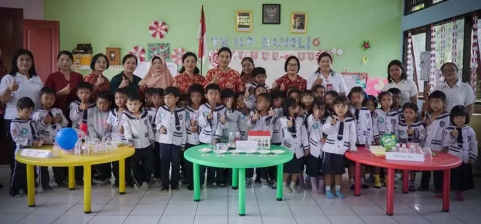 DWP Bangli merayakan HUT ke-26 dengan tema “Peran Strategis Dharma Wanita Persatuan dalam Pendidikan Anak Bangsa untuk Indonesia Emas 2045”.