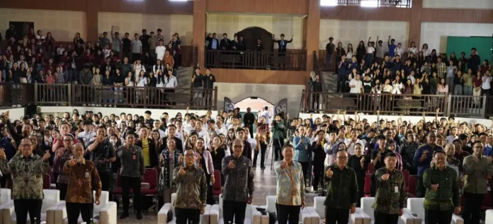 Otoritas Jasa Keuangan (OJK) menggelar edukasi keuangan dan pasar modal bagi mahasiswa di Universitas Hindu Indonesia (UNHI), Denpasar