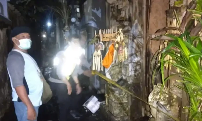 Warga Jalan Bikini, Gang. V, Banjar Tegal Lantang Kaja, Desa Padangsambian Kelod, Kecamatan Denpasar Barat, dikejutkan dengan kebakaran
