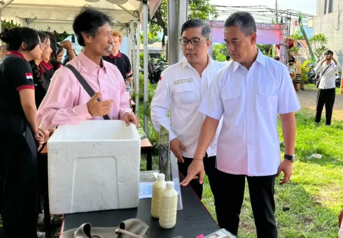 Gedung PLUT K-UMKM di Banyuasri kembali menjadi pusat perhatian ekonomi kreatif dengan dibukanya Buleleng UMKM Expo (BUE) 2025