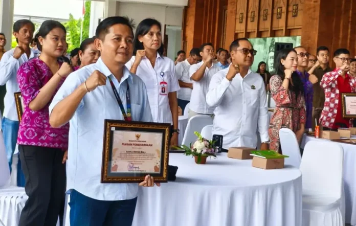 Kepedulian Astra Motor Bali terhadap pembangunan berkelanjutan kembali mendapatkan pengakuan dari Pemerintah Kota Denpasar.