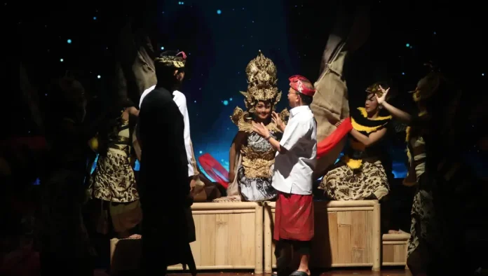 Gubernur Bali Wayan Koster membuka Bulan Bahasa Bali VIII sambil menekankan pentingnya penggunaan Aksara Bali di ruang publik, produk lokal, dan kegiatan budaya.