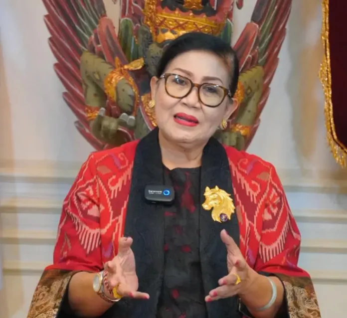 Ketua Dewan Kerajinan Nasional Daerah (Dekranasda) Provinsi Bali, Ny. Putri Koster, menekankan bahwa keberhasilan usaha mikro, kecil, dan menengah (UMKM) tidak semata-mata ditentukan oleh kreativitas produk, melainkan juga oleh karakter dan sikap pelaku usahanya.