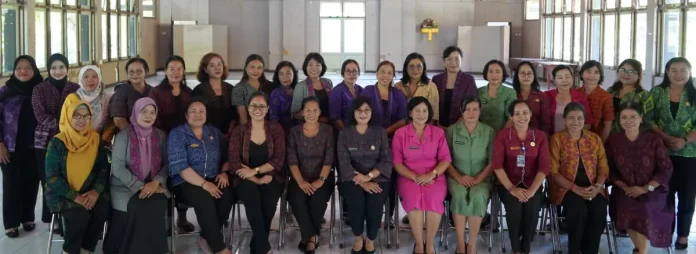 Ketua Umum GOW Buleleng, Ny. Hermawati Supriatna, mengajak seluruh pengurus menyusun program kerja berisi kegiatan sosial, edukasi, dan sosialisasi untuk memperkuat kekompakan anggota.