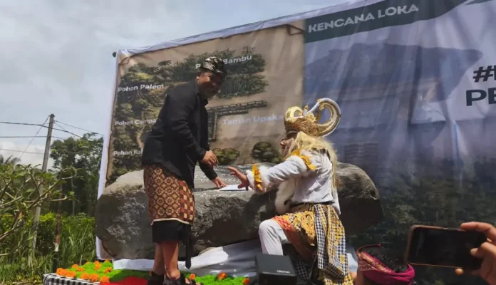 Pemerintah Kabupaten Bangli bersama masyarakat adat Banjar Linjong, Desa Tiga, memulai pembangunan Hutan Adat “Giri Upawana”