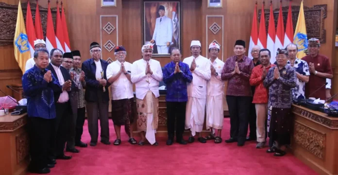 Gubernur Bali Wayan Koster mengajak tokoh lintas agama menjaga kerukunan menjelang Hari Raya Nyepi yang berdekatan dengan Idulfitri, agar perayaan berlangsung aman dan harmonis.