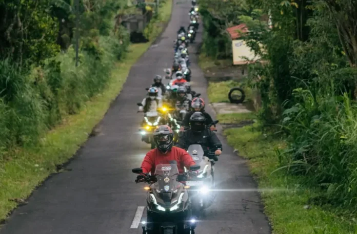 Melalui kampanye #Cari_Aman, masyarakat diajak menerapkan pola berkendara yang tidak hanya aman, tetapi juga lebih hemat bahan bakar.