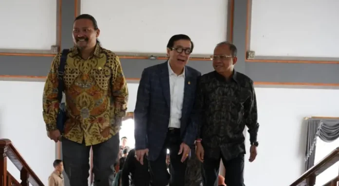 Gubernur Koster Dukung RUU HPI, Perkuat Penanganan Kasus WNA di Bali