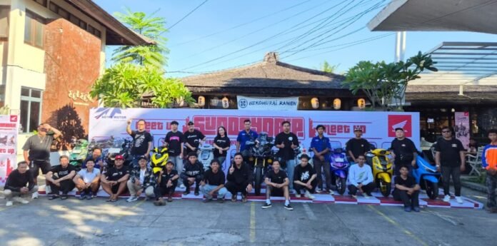 Astra Motor Bali bersama Honda Community Bali menggelar Honda Sundaydrip Meetup di Denpasar untuk menampilkan kreativitas modifikator sekaligus mempererat kebersamaan komunitas Honda di Bali.