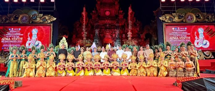 Gubernur Wayan Koster menyebut keterlibatan anak muda dan anak usia dini di PKB XLVIII 2026 sebagai bukti kuat regenerasi seni budaya Bali yang terus hidup dan berkembang.