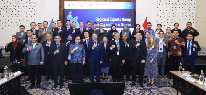 Otoritas Jasa Keuangan (OJK) bersama United Nations Office on Drugs and Crime (UNODC) dan Satuan Tugas Pemberantasan Aktivitas Keuangan Ilegal (Satgas PASTI) memperkuat kerja same regional untuk memberantas penipuan daring atau online scams yang semakin kompleks, terorganisasi, dan lintas negara.