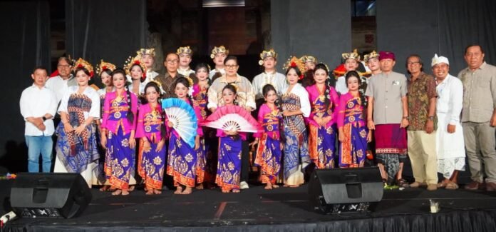 Putri Suastini Koster menghadiri Festival Seni Bali Jani VIII Tahun 2026 dan mengapresiasi peran festival tersebut dalam mewadahi kreativitas serta bakat seni generasi muda Bali.
