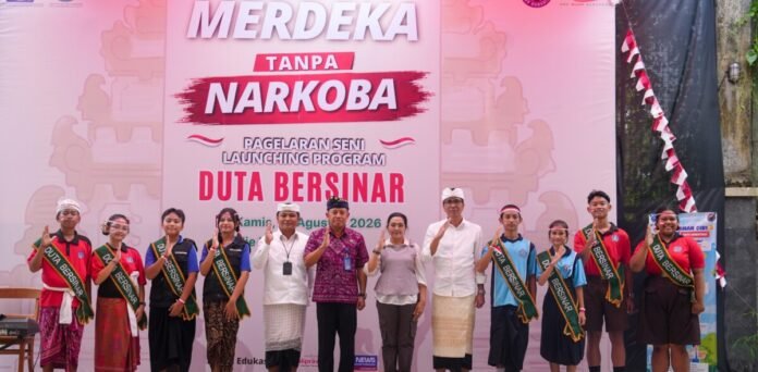 Badan Narkotika Nasional Kabupaten (BNNK) Badung bersama Komunitas Nak Muda Berkarya menggelar kegiatan “Merdeka Tanpa Narkoba” di Mie Kober Dalung, Kecamatan Kuta Utara, Kamis (27/8/2026).