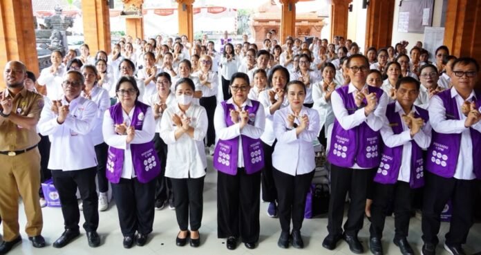 Tim Pembina Posyandu Provinsi Bali kembali melaksanakan Aksi Sosial Membina dan Berbagi di Kota Denpasar, Senin (7/9/2026).