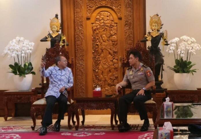 Gubernur Koster Apresiasi Kerja Sama Daniel Adityajaya Selama Dua Tahun Jabat Kapolda Bali
