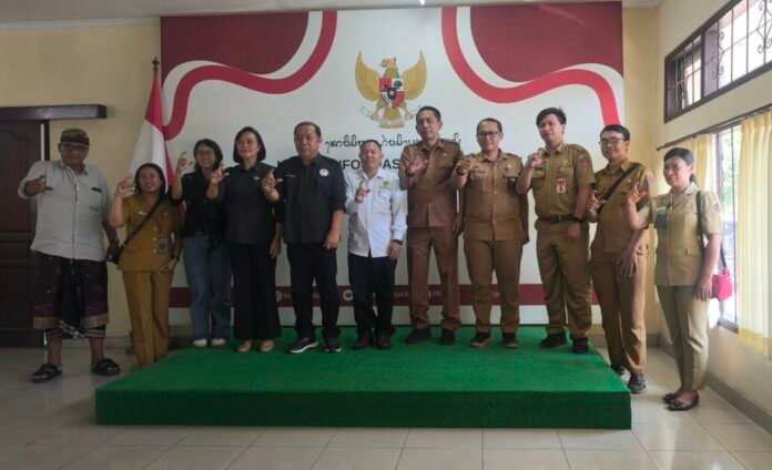 Kominfosanti dan Kecamatan Buleleng mengikuti uji publik Keterbukaan Informasi 2026 yang digelar Komisi Informasi Bali untuk memaparkan transparansi, inovasi, dan kualitas pelayanan informasi publik kepada masyarakat.